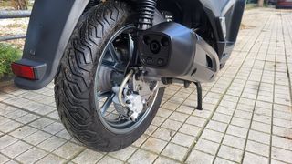 Kymco People GTi 2015-thumb-3