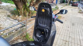 Kymco People GTi 2015-thumb-6