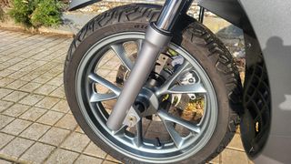 Kymco People GTi 2015-thumb-35