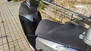 Kymco People GTi 2015-thumb-29