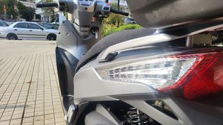 Kymco People GTi 2015-thumb-33