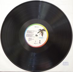 U2 - War-thumb-4