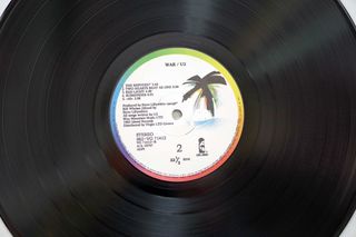 U2 - War-thumb-7