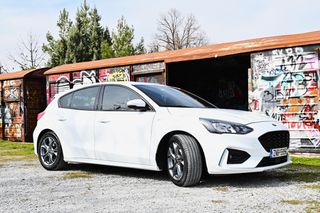 Ford Focus 2020 ST-Line-thumb-14