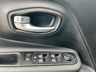 Jeep Renegade 2019 1,0 T-GDI LIMITED-thumb-14