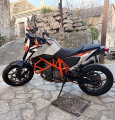 KTM 690 Duke 2013 DUKE R-thumb-4