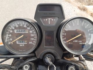 Suzuki GS 550 1983 GS550E-thumb-5