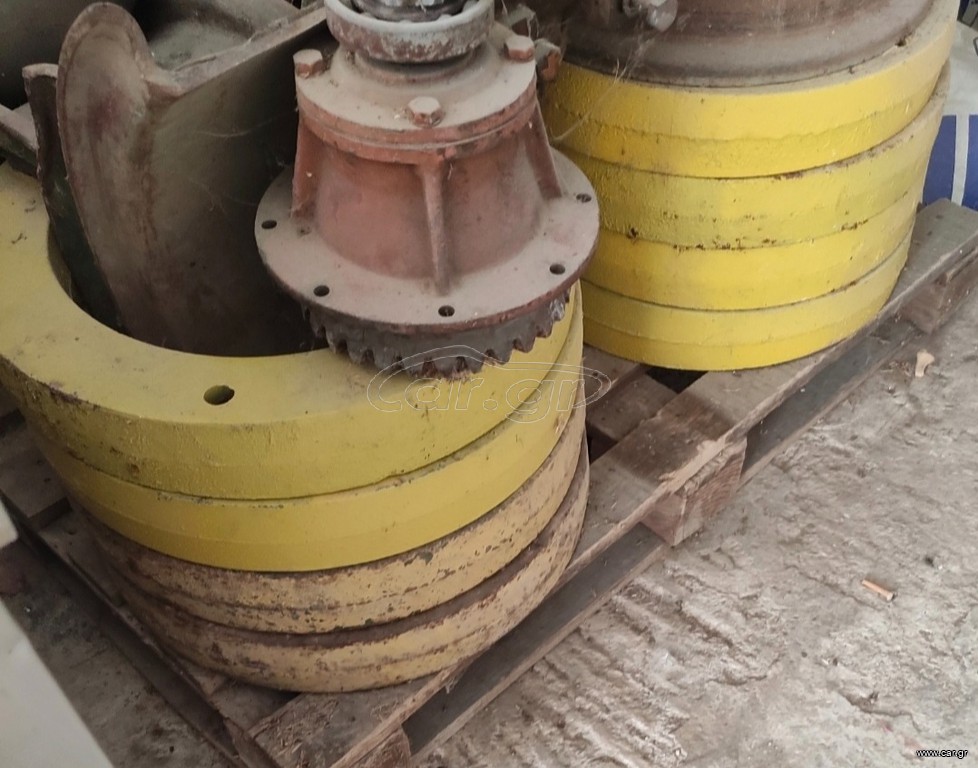 Γεωργικό John Deere 2000