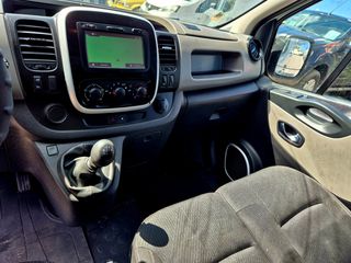 Κλούβα Renault 2018 Trafic 1.6dCi L1H1 3θέσιο-thumb-7
