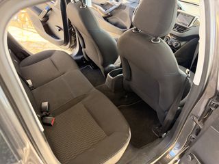 Peugeot 208 2018 Style-thumb-37