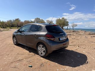Peugeot 208 2018 Style-thumb-26