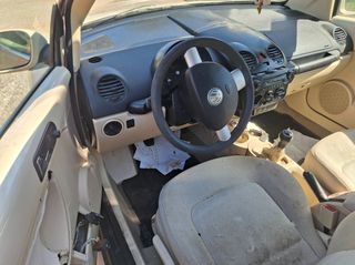 Volkswagen Beetle 2004 CABRIO 1. 6-thumb-5