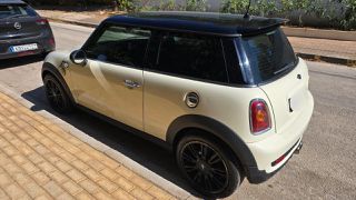 Mini Cooper S 2011 Mini Cooper S R56-thumb-2