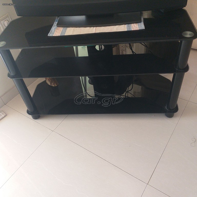 Τραπεζακι γυάλινο τηλεόρασης