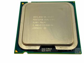 Μνήμη Ram: Kingstone 4x1G ram & Επεξεργαστής: Intel Pentium dual core 2GHz