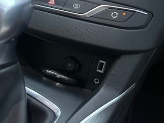 Peugeot 308 2016 PANORAMA/CLIMA/NAVI AYTOMATO 131HP-thumb-44