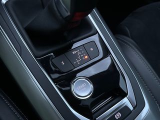 Peugeot 308 2016 PANORAMA/CLIMA/NAVI AYTOMATO 131HP-thumb-45