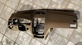 Γνήσιο Ταμπλό W204 C-Class Mercedes Σαμπανιζέ Δίχρωμο Χρόνια 2007-2014