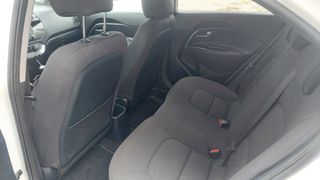 Kia Rio 2015-thumb-15