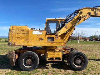 Εκσκαφέας Με Λάστιχα Liebherr 1981 921 C-thumb-6