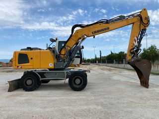 Εκσκαφέας Με Λάστιχα Liebherr 2016 920-thumb-1
