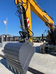 Εκσκαφέας Με Λάστιχα Liebherr 2016 920-thumb-8