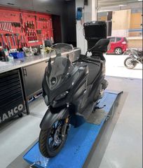 QJ Motor MTX 200 TOP BOX 2025