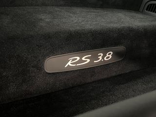 Porsche 911 2010 GT3 RS 997.2-thumb-40