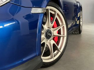 Porsche 911 2010 GT3 RS 997.2-thumb-20