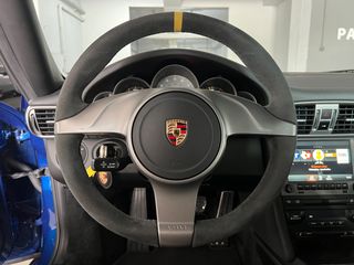 Porsche 911 2010 GT3 RS 997.2-thumb-22