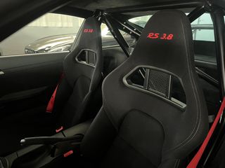 Porsche 911 2010 GT3 RS 997.2-thumb-26