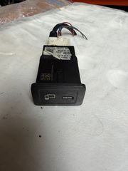 ΘΥΡΑ USB  MERCEDES SPRINTER W907 W910 (2019-2025)