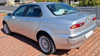 Alfa Romeo Alfa 156 1998-thumb-2