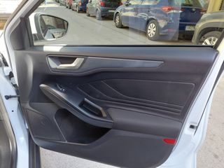 Ford Focus 2022 Active-thumb-3