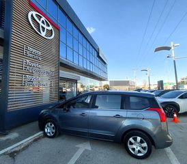 Peugeot 5008 2012 1.6 eHDi DIESEL 116hp AUTOMATIC-thumb-18