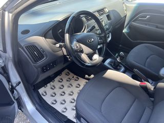 Kia Rio 2014 1.1 CRDI DIESEL-thumb-7