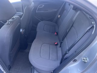 Kia Rio 2014 1.1 CRDI DIESEL-thumb-8