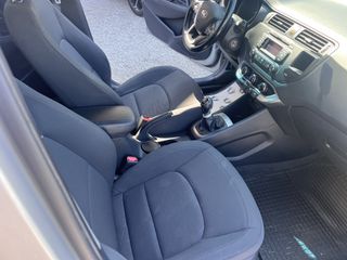 Kia Rio 2014 1.1 CRDI DIESEL-thumb-10