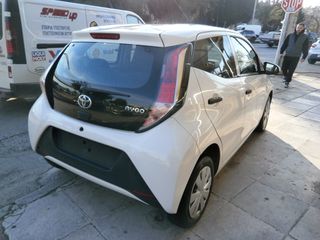 Toyota Aygo 2017 1.0 X-Play ΟΘΟΝΗ / ΚΑΜΕΡΑ φωτογραφιες και κατω-thumb-5