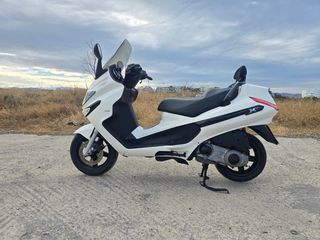 Piaggio XEvo 250 2016