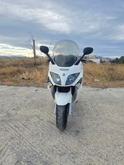 Piaggio XEvo 250 2016-thumb-2