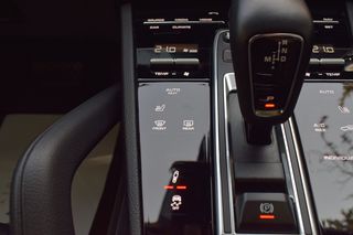 Porsche Cayenne 2023 COUPE S E-HYBRID GTS PLATINUM EDITION PLUG-IN-thumb-49