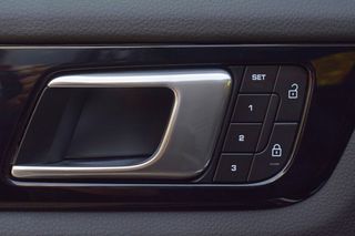 Porsche Cayenne 2023 COUPE S E-HYBRID GTS PLATINUM EDITION PLUG-IN-thumb-53