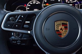 Porsche Cayenne 2023 COUPE S E-HYBRID GTS PLATINUM EDITION PLUG-IN-thumb-24