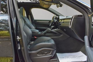 Porsche Cayenne 2023 COUPE S E-HYBRID GTS PLATINUM EDITION PLUG-IN-thumb-64
