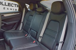 Porsche Cayenne 2023 COUPE S E-HYBRID GTS PLATINUM EDITION PLUG-IN-thumb-62