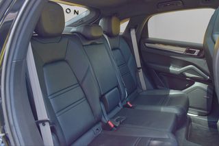Porsche Cayenne 2023 COUPE S E-HYBRID GTS PLATINUM EDITION PLUG-IN-thumb-69