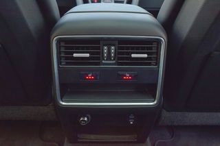 Porsche Cayenne 2023 COUPE S E-HYBRID GTS PLATINUM EDITION PLUG-IN-thumb-70