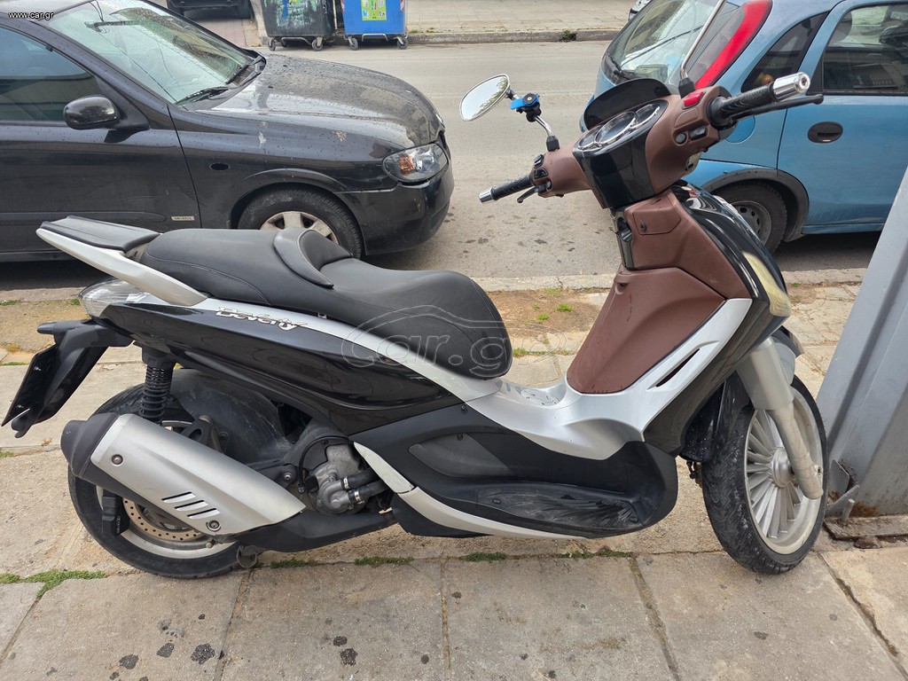 Piaggio Beverly 300i 2013