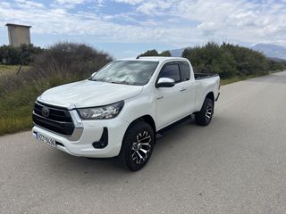 Toyota Hilux 2021